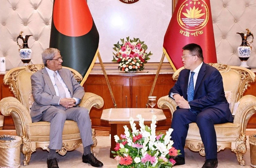 রাষ্ট্রপতির সঙ্গে চীনের রাষ্ট্রদূতের সাক্ষাৎ, সফরের আমন্ত্রণ