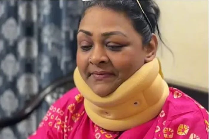 অতিরিক্ত ফোন ব্যবহারের ভয়াবহ পরিণতি, অস্ত্রোপচার করাতে হলো অভিনেত্রীকে