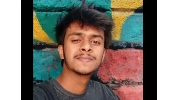 ফরিদপুরে মাদ্রাসাছাত্রীদের উত্ত্যক্তের প্রতিবাদে সংঘর্ষে নিহত ১, আহত ১২