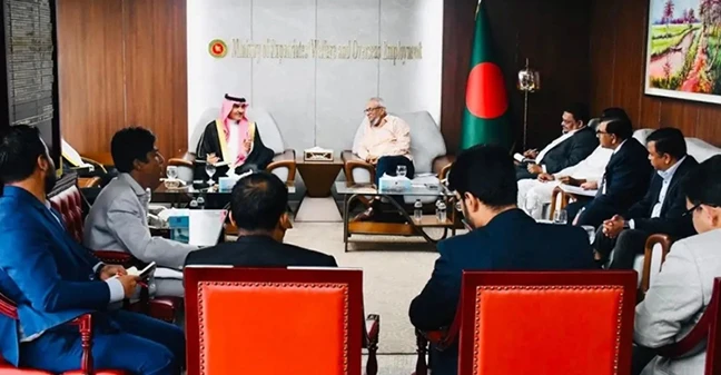 সৌদিতে আকামা নবায়নে নতুন সুযোগ পেলেন বাংলাদেশি প্রবাসীরা