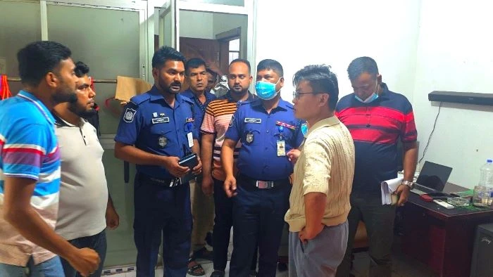 ধামরাইয়ে চীনা কর্মকর্তাকে বেঁধে ৭০ লাখ টাকা লুট