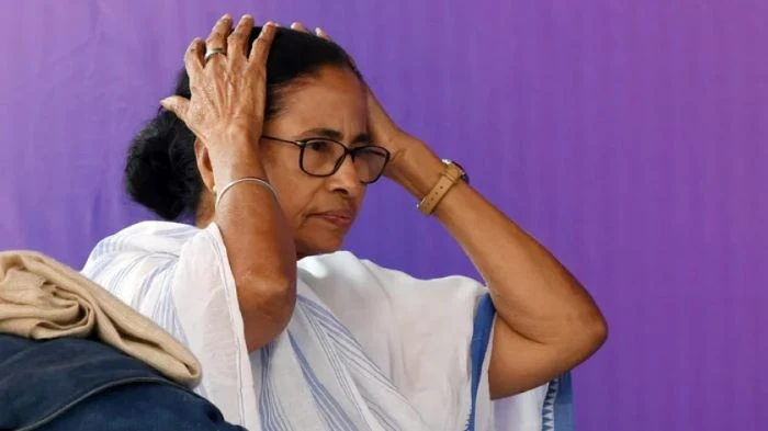 তৃণমূলের দলীয় নাম ও প্রতীক দুটোই হারালেন মমতা