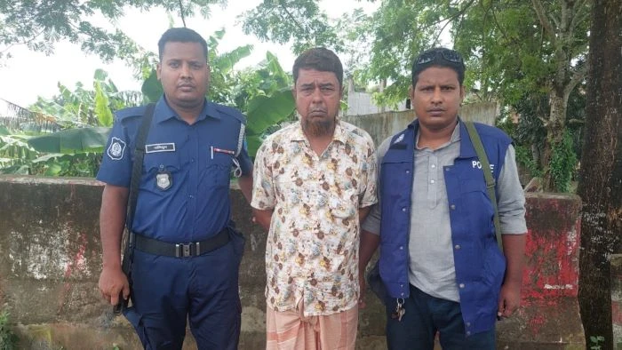 সালথায় বিস্ফোরক মামলায় স্বেচ্ছাসেবক লীগ সভাপতি গ্রেপ্তার