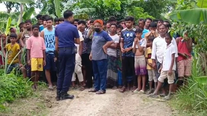 ফরিদপুরে কার্টন থেকে অজ্ঞাত ব্যক্তির ৬ টুকরো মরদেহ উদ্ধার