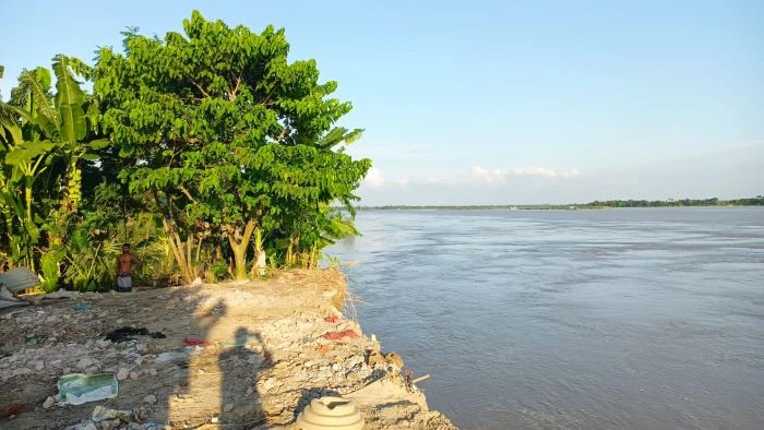 ফরিদপুরে মধুমতির ভাঙনে বিলীন আশ্রয়ণ প্রকল্প ও গুচ্ছগ্রাম
