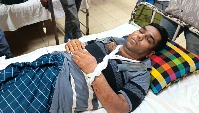 ইন্টারনেট বিল চাওয়ায় যুবদল নেতার হামলায় ব্যবসায়ী আহত