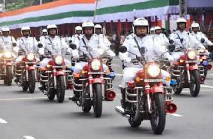 দাড়ি রাখতে পারবেন না কলকাতা পুলিশের মুসলিম কর্মীরা