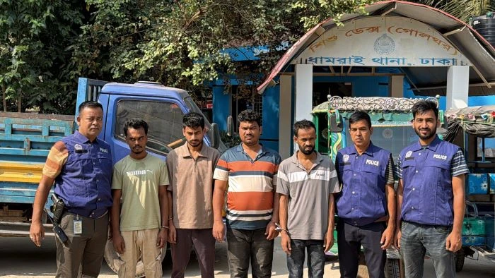 ধামরাইয়ে অটো গ্যারেজে ডাকাতির রহস্য উদ্ঘাটন, এসআই কাওসারের অভিযানে গ্রেফতার ৪