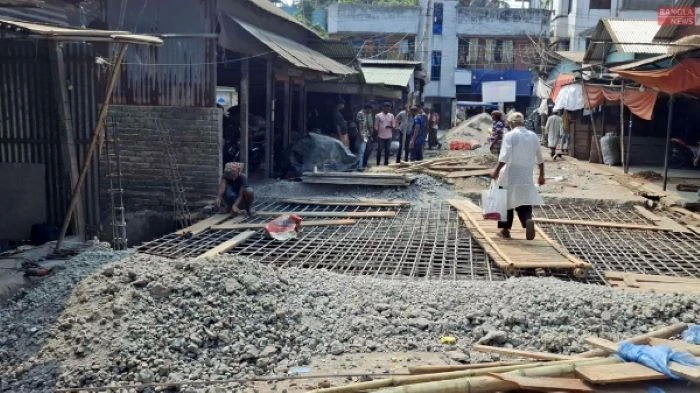 টাঙ্গাইলে এবার কালভার্টে কাঠের পরিবর্তে বাঁশ, কার্যসহকারী চাকরিচ্যুত