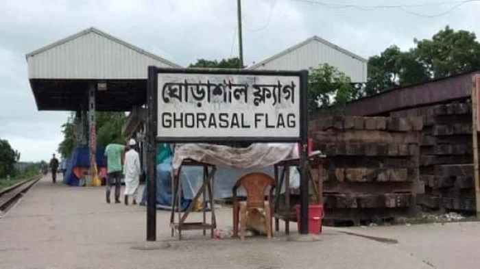 ঘোড়াশালে ট্রেনে কাটা পড়ে মা-মেয়ে মৃত্যু