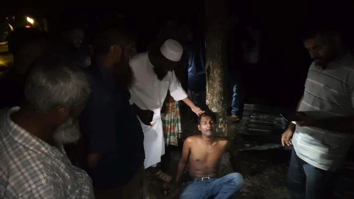 পটুয়াখালীর বাউফলে আগুনে পুড়ল ঘর, গবাদিপশু ও বিয়ের জমানো সাত লাখ টাকা