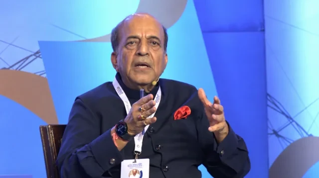 হঠাৎ দিল্লি গেছেন দীনেশ ত্রিবেদী