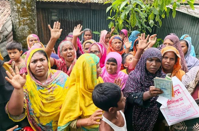 সরিষাবাড়ীতে গ্রাহকদের প্রায় ৪০ কোটি টাকা নিয়ে উধাও দুই সমবায় সমিতি : দিশেহারা ২ হাজারের বেশি গ্রাহক