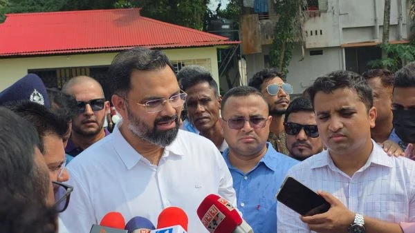 জেলা স্টেডিয়ামগুলোকে পূর্ণাঙ্গ ক্রীড়া কমপ্লেক্স করবেন ক্রীড়া প্রতিমন্ত্রী