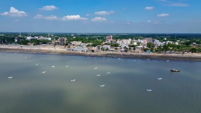 পর্যটকদের আকর্ষণ বাড়াতে বদলে যাচ্ছে কুয়াকাটা, চলছে ২০০ কোটি টাকার কাজ