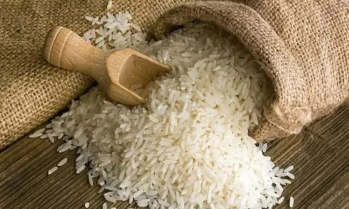 ভারত থেকে আমদানি করা চালে ক্যানসারের ঝুঁকিপূর্ণ উপাদান শনাক্ত, ৯৫০০ টন বিতরণ স্থগিত